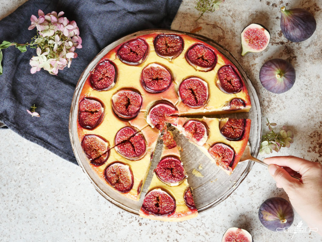 Griechischer Joghurt-Feigen Kuchen mit Honig und Polenta ...